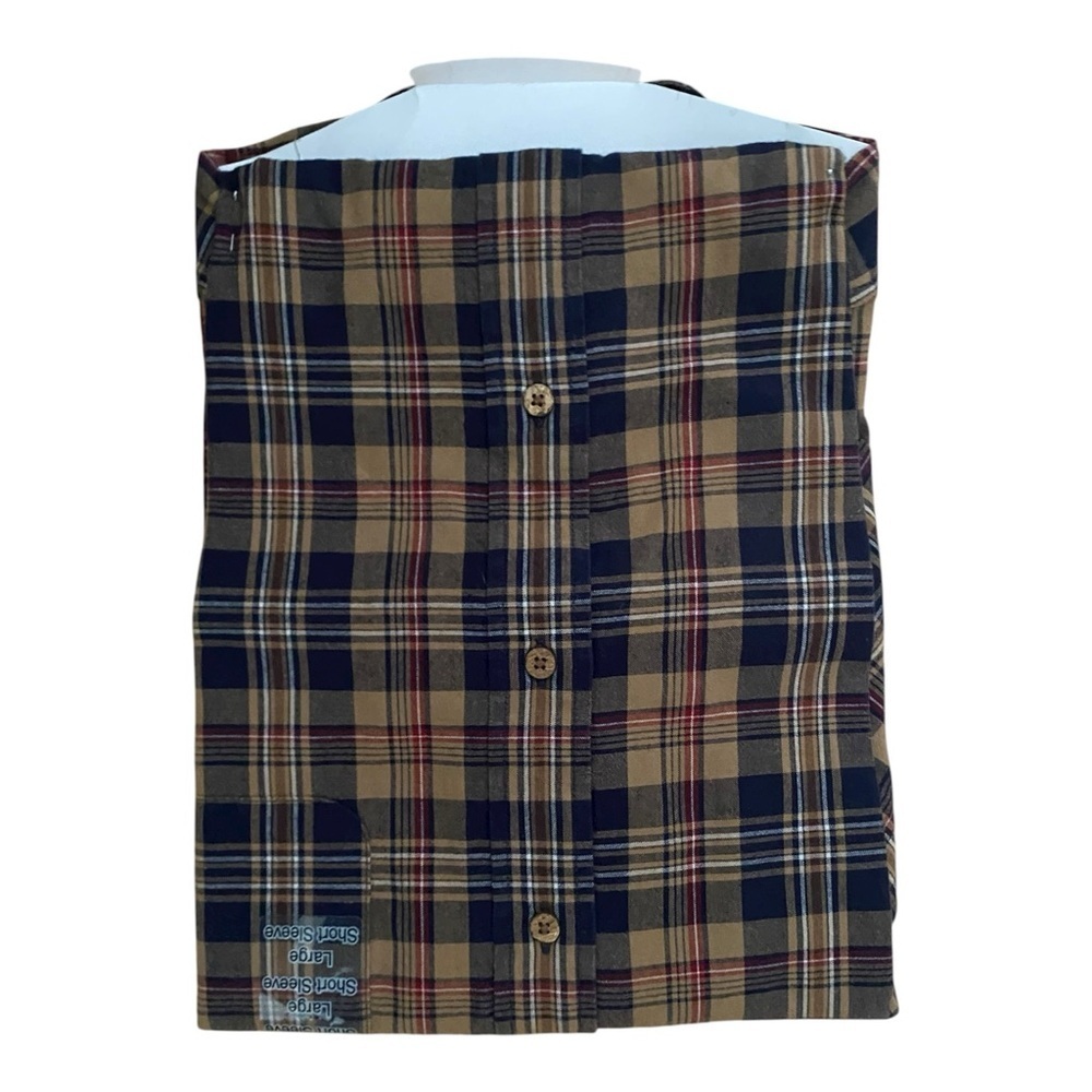 St. John's Bay Men's Casual Plaid Shirt - Navy and Tan Short Sleeve Button Down - Picture 2 of 5